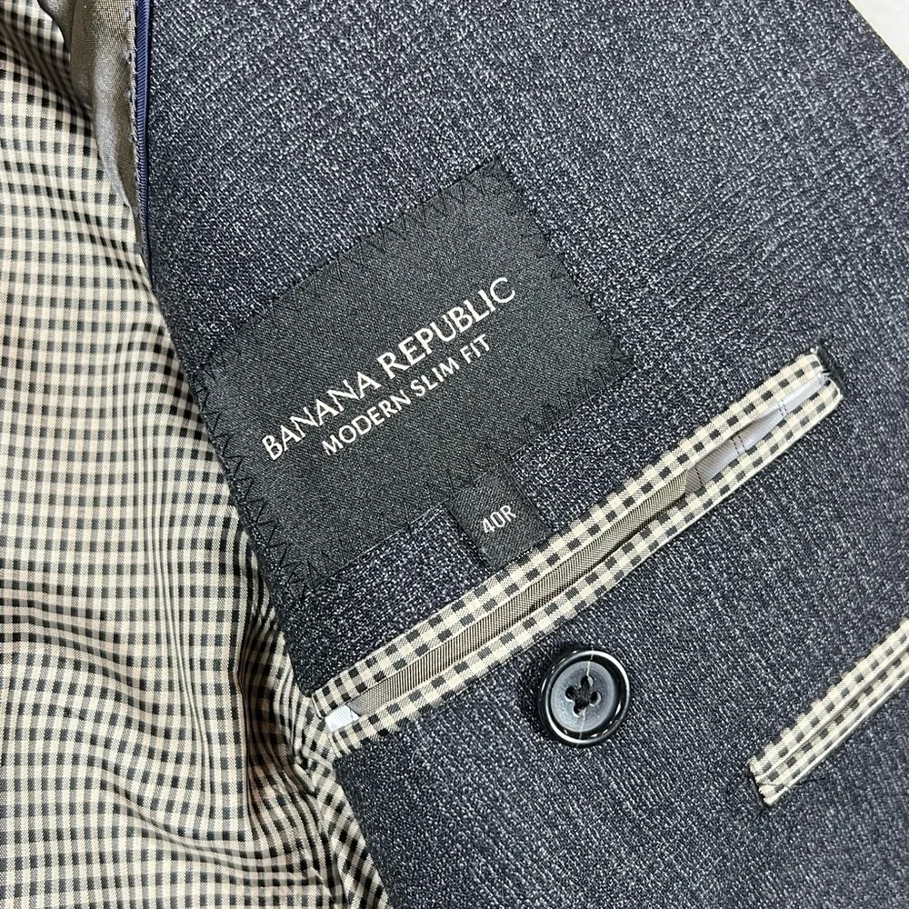 NWOT Banana Republic Slim 40R Gray Plaid 100% Wool Sports Coat Blazer C17